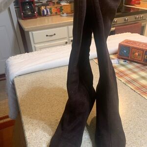 Chic Brown Heeled Boots for Women